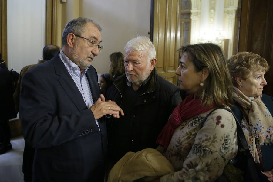 El Ayuntamiento de Valladolid acoge la capilla ardiente por el que fuera su alcalde entre 1979 y 1995