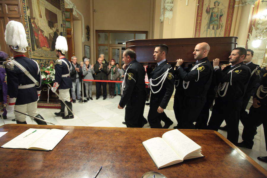 El Ayuntamiento de Valladolid acoge la capilla ardiente por el que fuera su alcalde entre 1979 y 1995