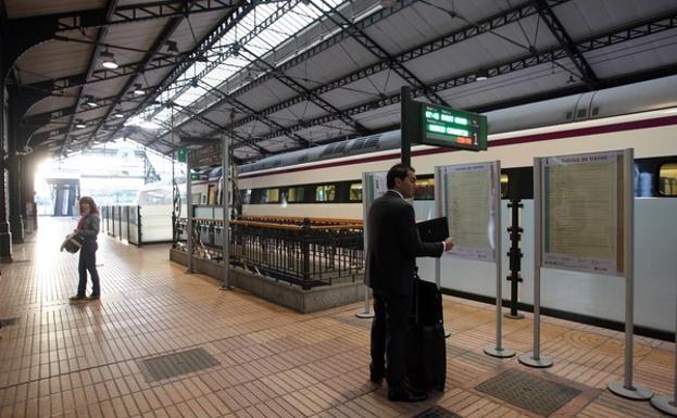 Renfe amplía desde mañana las conexiones entre Madrid y Valladolid con un Avant más por las tardes