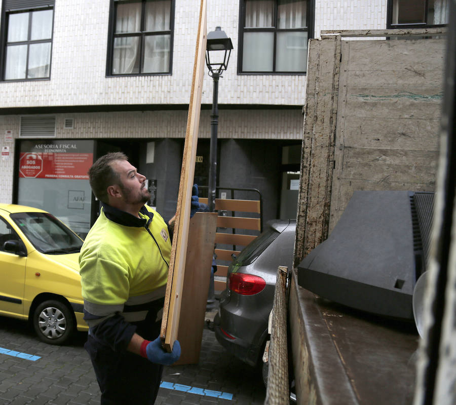 Fotos: Recogida de enseres en Palencia