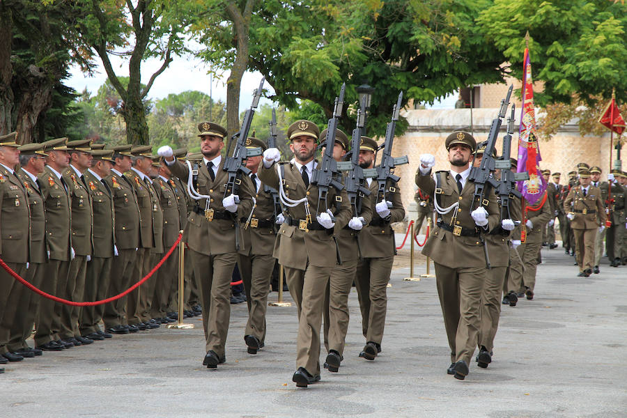 Fotos: Ceremonia de inauguración del curso de la Academia de Artillería