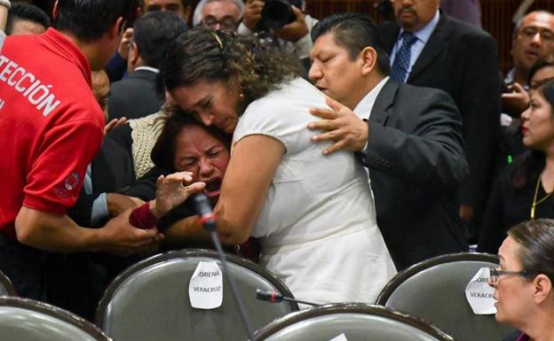 Carmen Medel, tras enterarse de la muerte de su hija. 
