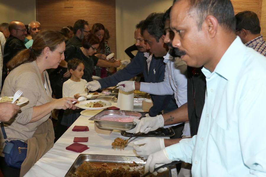 Fotos: La Casa de la India en Valladolid celebra el año nuevo hindú