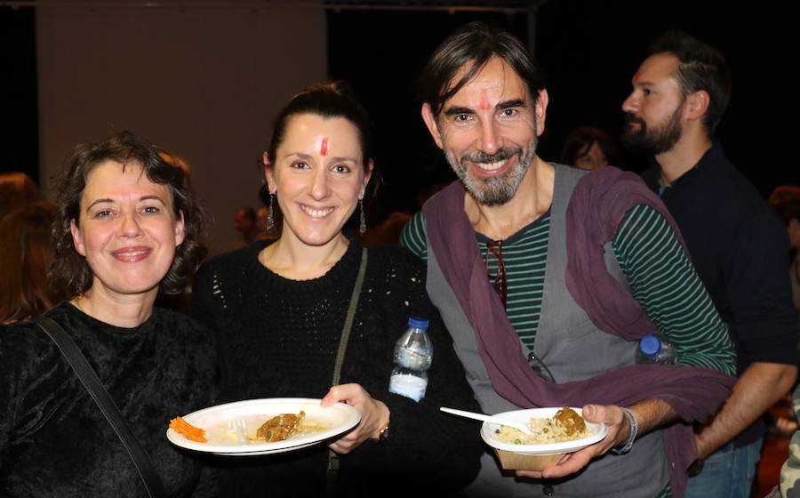 Fotos: La Casa de la India en Valladolid celebra el año nuevo hindú