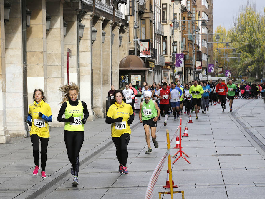 Fotos: Carrera-Marcha de El Norte de Castilla contra la violencia machista ( 1 )