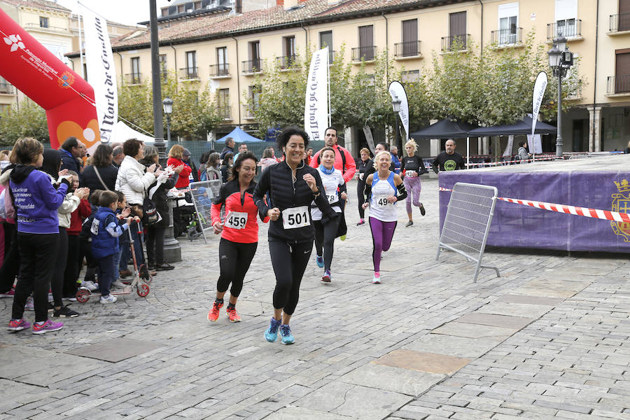 Fotos: Carrera-Marcha de El Norte de Castilla contra la violencia machista ( 1 )