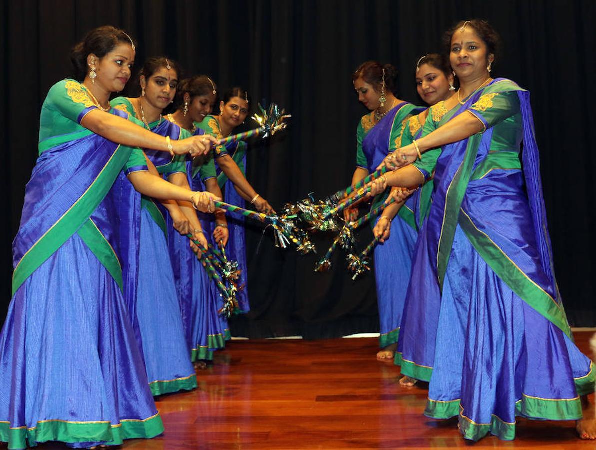 Fotos: La Casa de la India en Valladolid celebra el año nuevo hindú