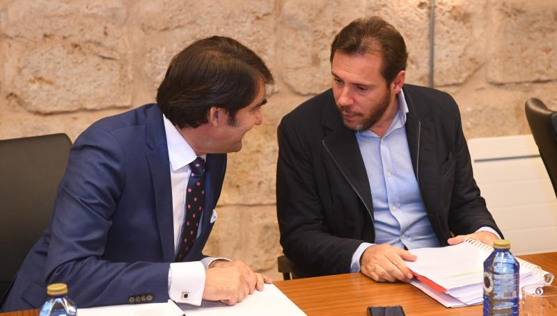 Suárez-Quiñones y Puente durante la reunión. 