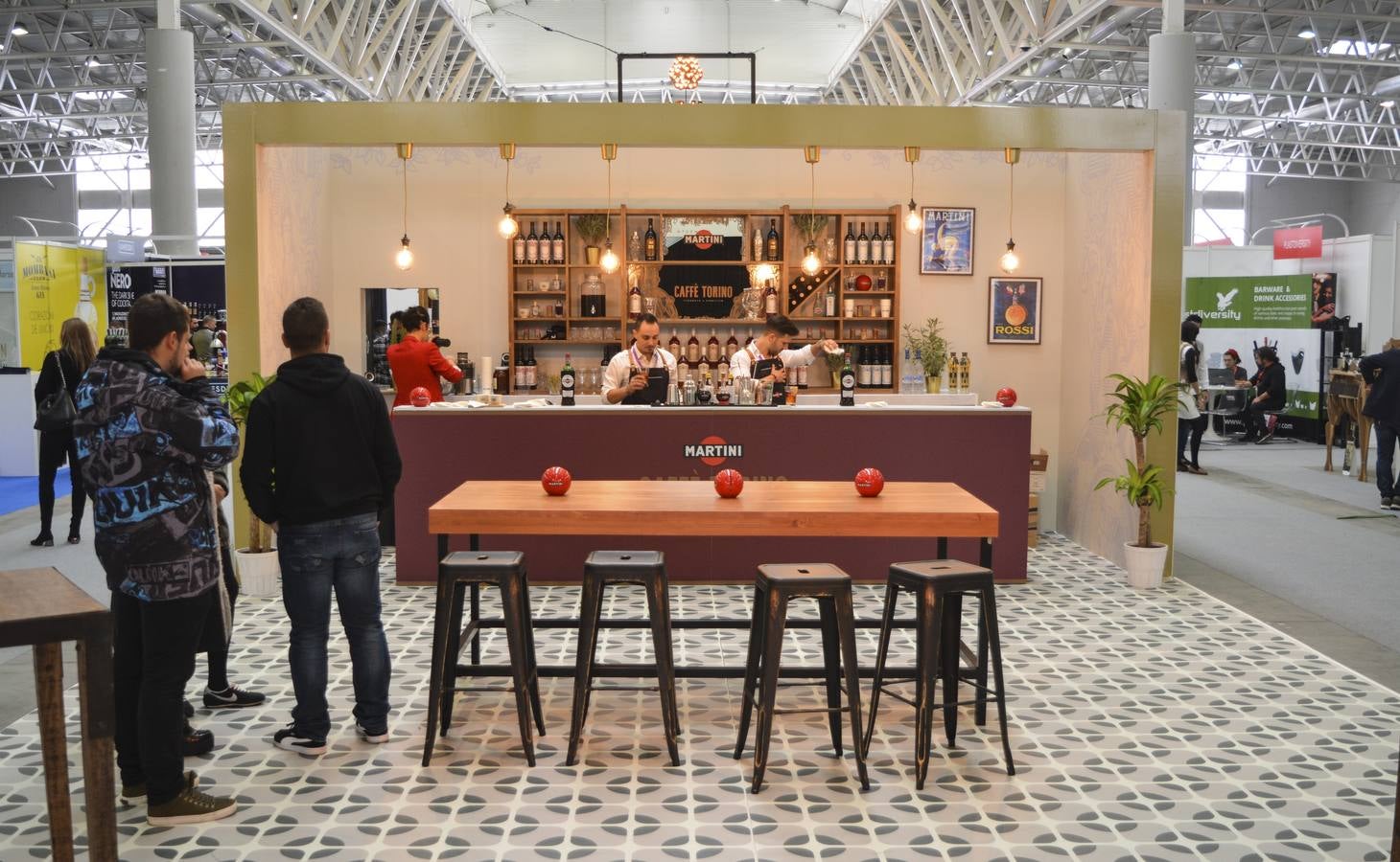 Durante tres jornadas se abordarán las tendencias más internacionales dentro del sector de la coctelería, la mixología, las bebidas premium y los profesionales de la industria hostelera.