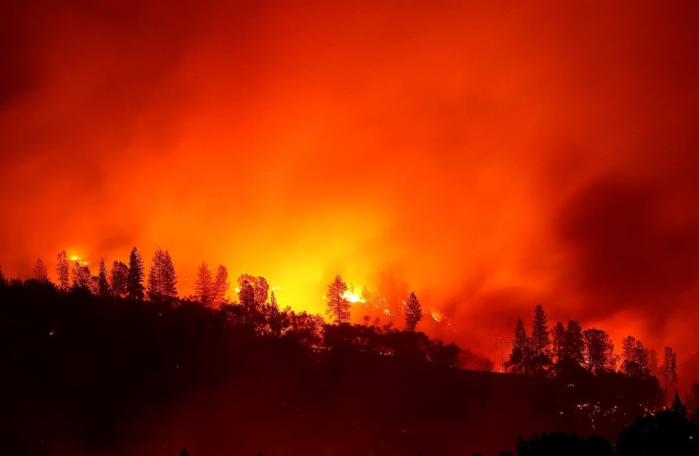 Los incendios forestales que desde el jueves arrasan California, se encuentran entre los más letales en Estados Unidos desde principios de los 90