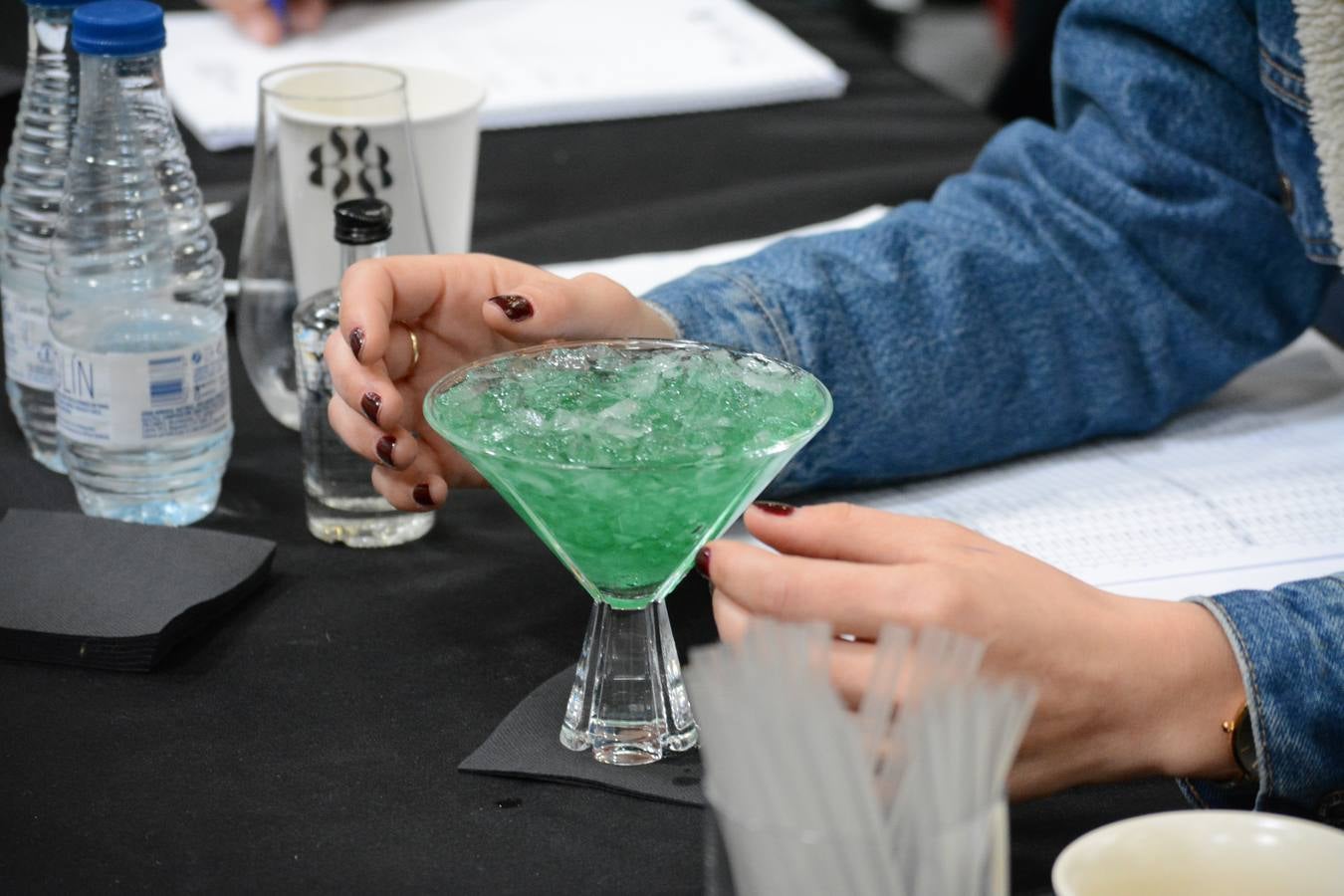 El establecimiento vallisoletano El Niño Perdido ha resultado ganador del primer premio tanto en el concurso provincial de Martinis como en el de Cócteles, mientras que Ambivium, situado en Peñafiel, se ha llevado el de mejor Combinado