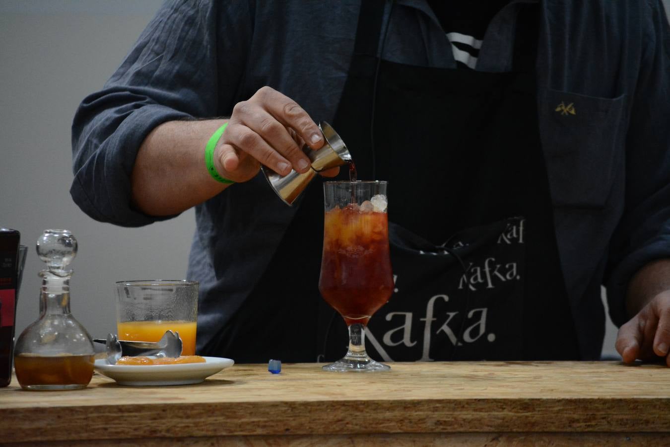 El establecimiento vallisoletano El Niño Perdido ha resultado ganador del primer premio tanto en el concurso provincial de Martinis como en el de Cócteles, mientras que Ambivium, situado en Peñafiel, se ha llevado el de mejor Combinado