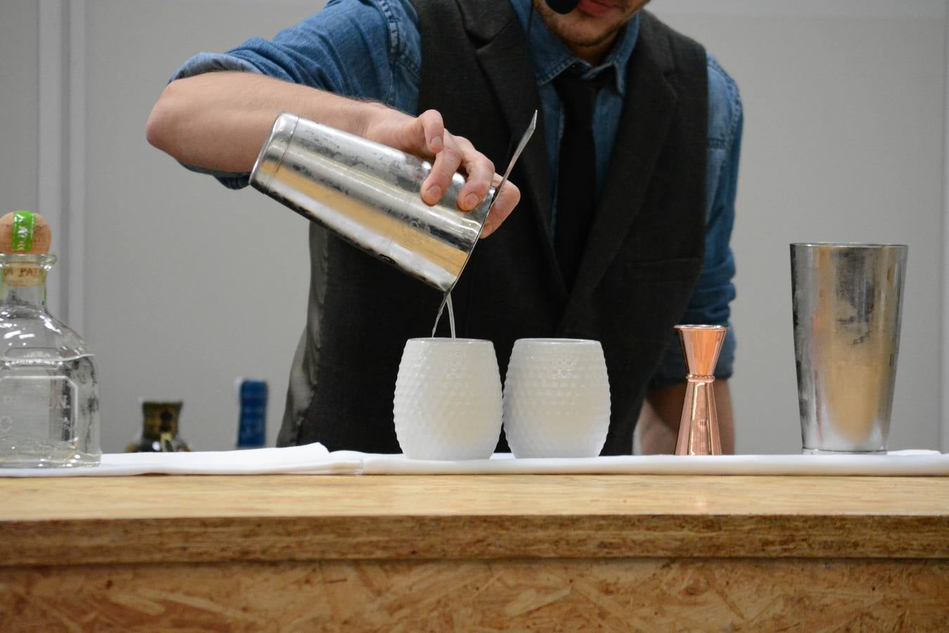 El establecimiento vallisoletano El Niño Perdido ha resultado ganador del primer premio tanto en el concurso provincial de Martinis como en el de Cócteles, mientras que Ambivium, situado en Peñafiel, se ha llevado el de mejor Combinado