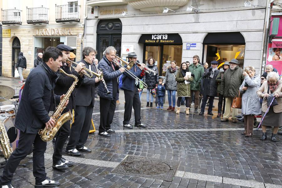 La Pixie & Dixie Band, en el concierto que dieron el pasado fin de semana en la Calle Mayor.