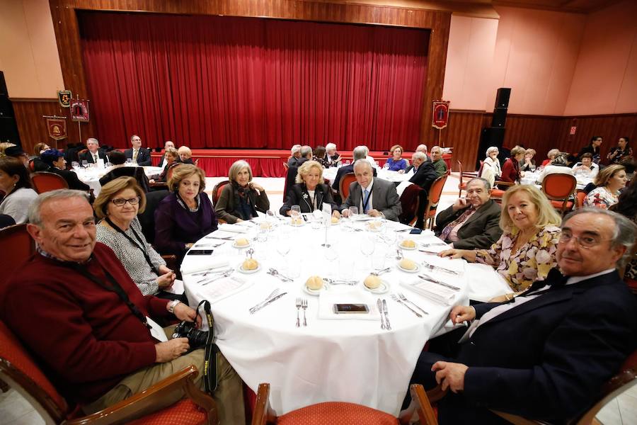 Fotos: Multitudinaria cena de cientos de capistas llegados de toda España en Salamanca
