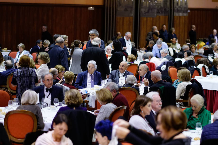 Fotos: Multitudinaria cena de cientos de capistas llegados de toda España en Salamanca