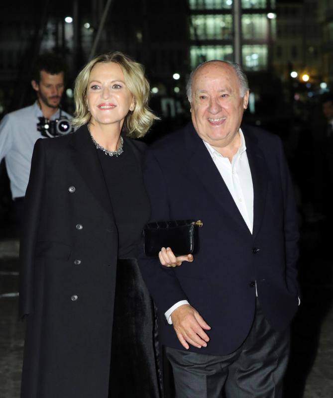 Los padres de la novia: Amancio Ortega y Flora Pérez. 