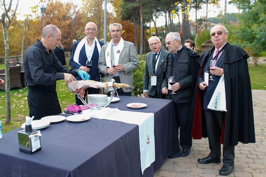 Fotos: Comida y visita de los capitas a La Alberca