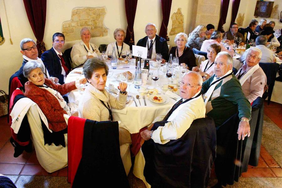 Fotos: Comida y visita de los capitas a La Alberca