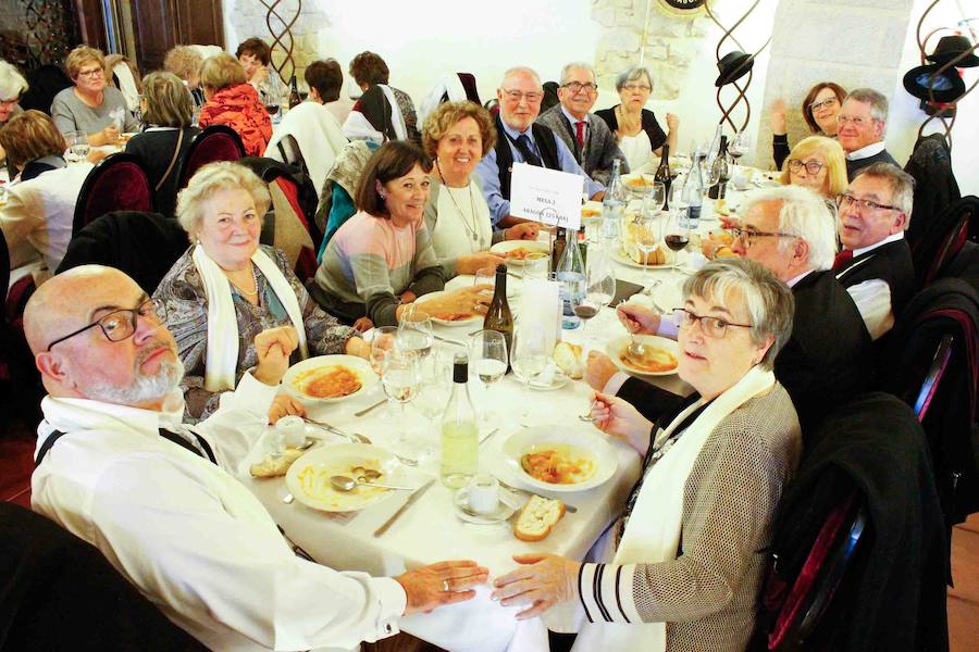 Fotos: Comida y visita de los capitas a La Alberca