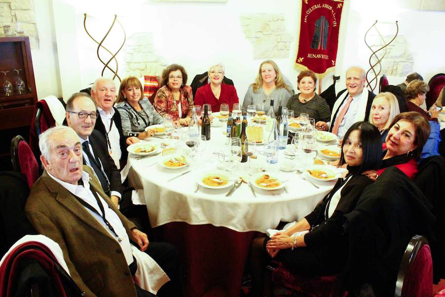 Fotos: Comida y visita de los capitas a La Alberca