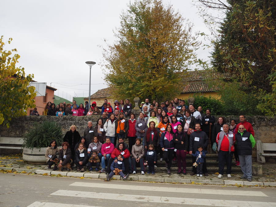 Fotos: Marcha solidaria en Villasexmir para apoyar a la pequeña Julia