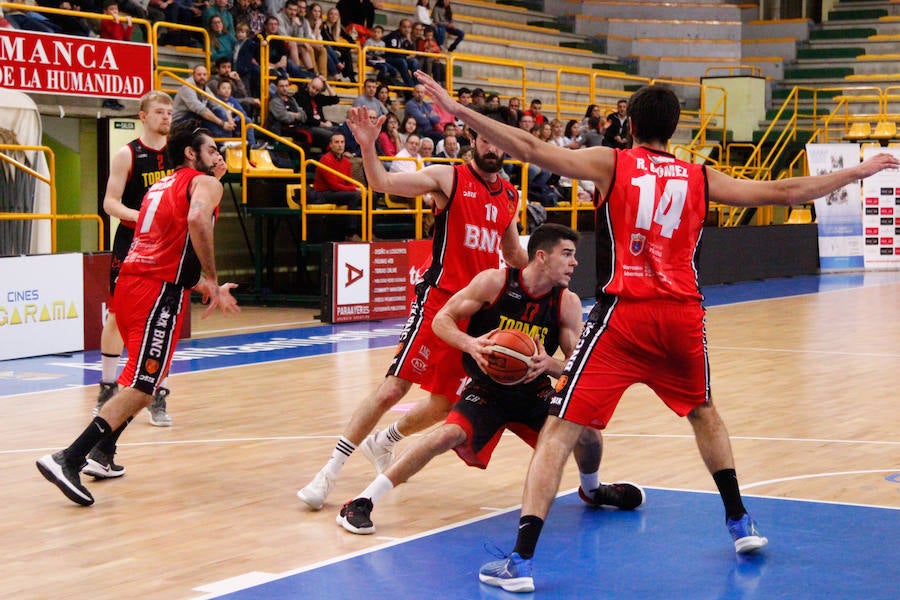 Fotos: CB Tormes-Basket Navarra
