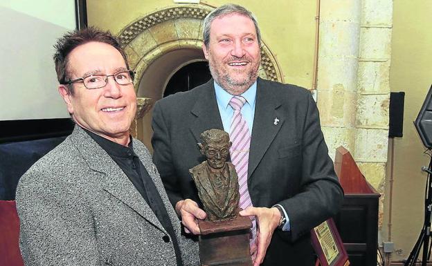 El músico Eliseo Parra recoge el Premio Europeo Agapito Marazuela