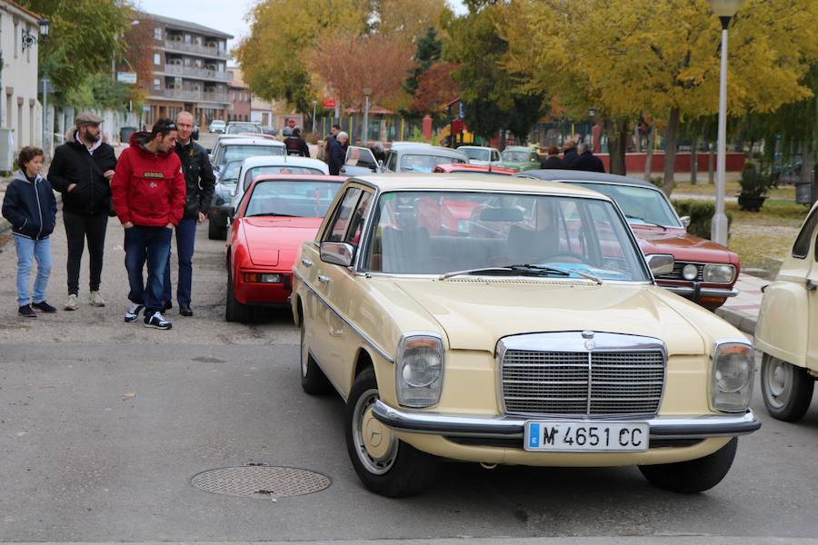 Fotos: Concentración de coches clásicos en Baltanás