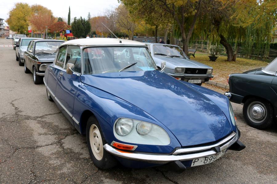 Fotos: Concentración de coches clásicos en Baltanás