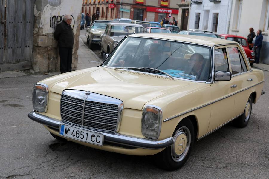 Fotos: Concentración de coches clásicos en Baltanás