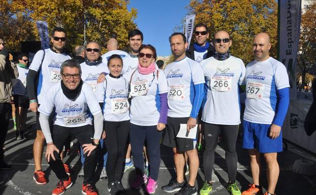 Participantes de Michelin en la II Carrera de Empresas de El Norte de Castilla.