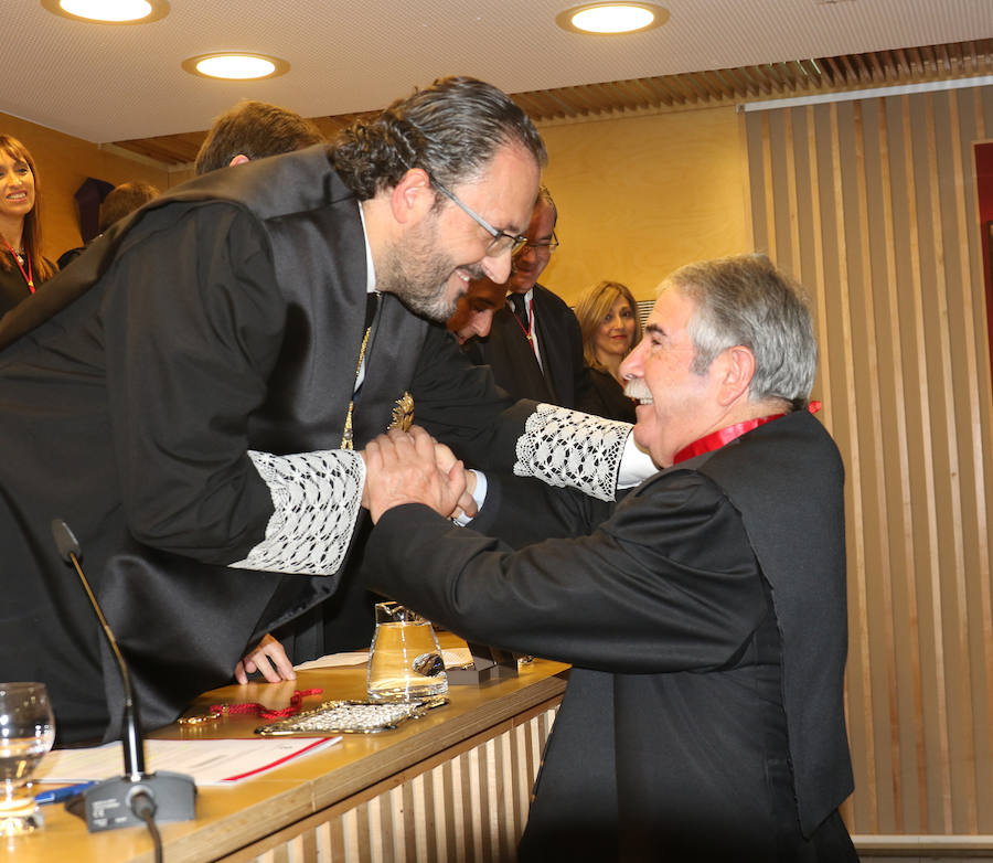 Ha recibido la Orden de San Raimundo