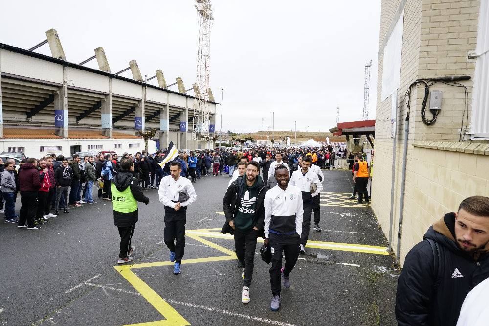 Fotos: Derbi: Unionistas y Salamanca CF se miden en Las Pistas ante casi 4.000 aficionados (4/4)