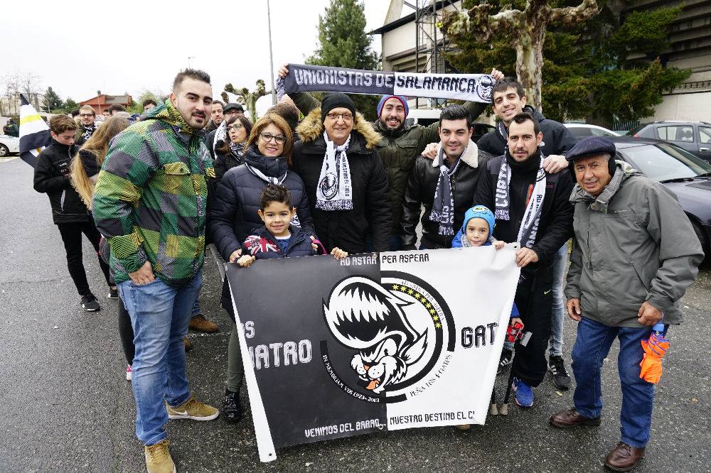 Fotos: Derbi: Unionistas y Salamanca CF se miden en Las Pistas ante casi 4.000 aficionados (1/4)