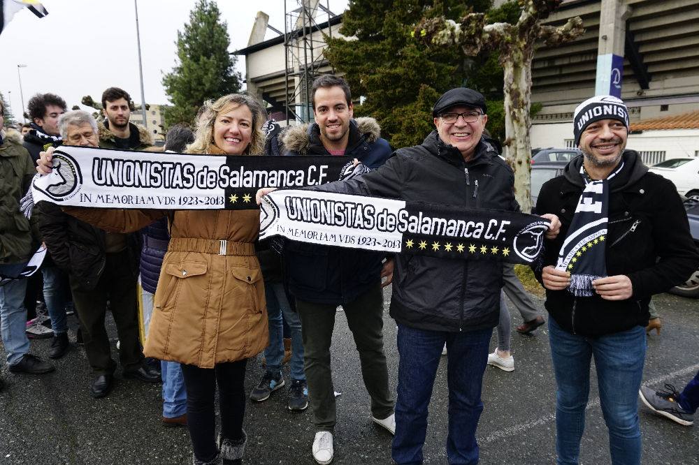 Fotos: Derbi: Unionistas y Salamanca CF se miden en Las Pistas ante casi 4.000 aficionados (1/4)