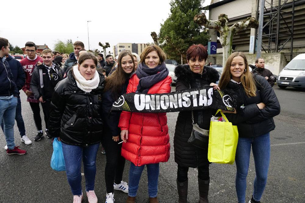 Fotos: Derbi: Unionistas y Salamanca CF se miden en Las Pistas ante casi 4.000 aficionados (1/4)