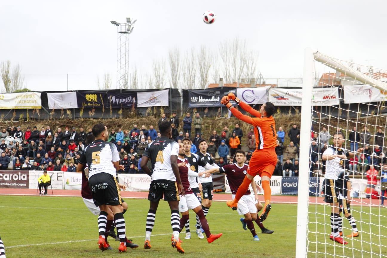 Fotos: Unionistas y Salamanca CF firman tablas en el derbi (1-1)