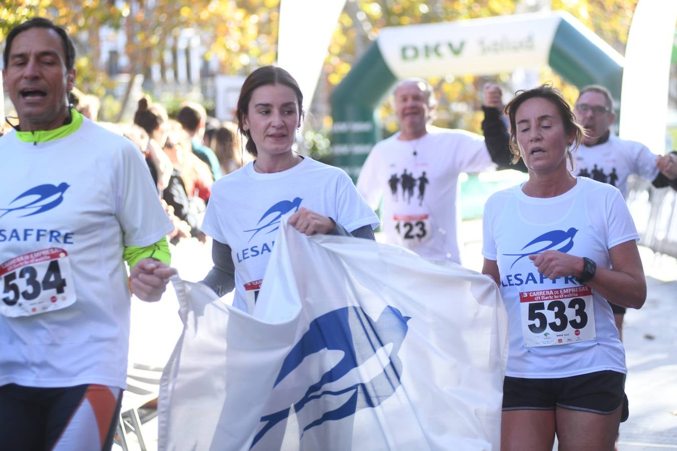 Fotos: III Carrera de Empresas de El Norte de Castilla (2/2)