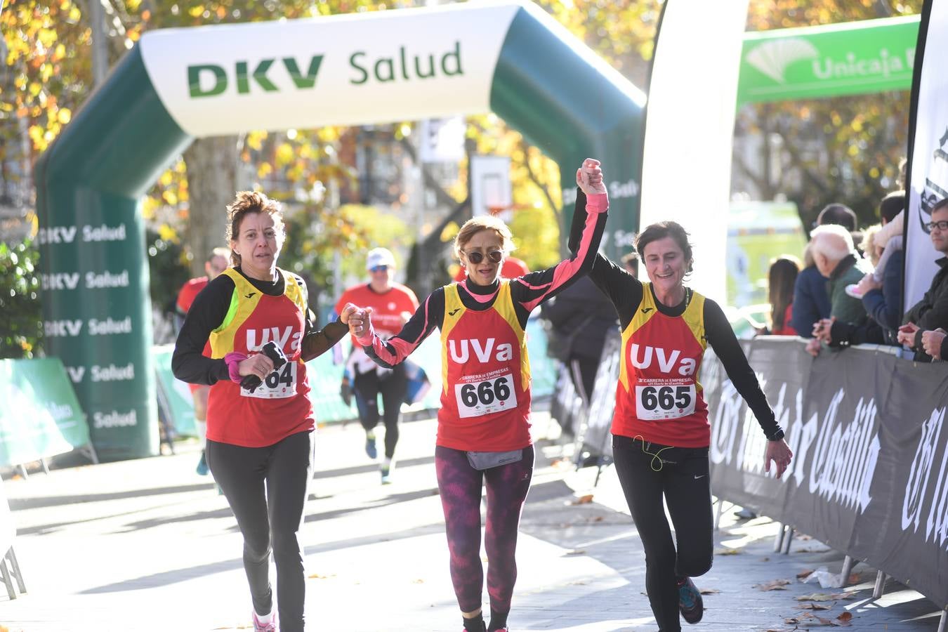 Fotos: III Carrera de Empresas de El Norte de Castilla (2/2)