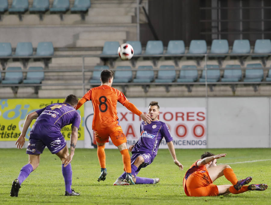 Fotos: Palencia Cristo Atlético 1 - 3 Burgos Promesas 2000