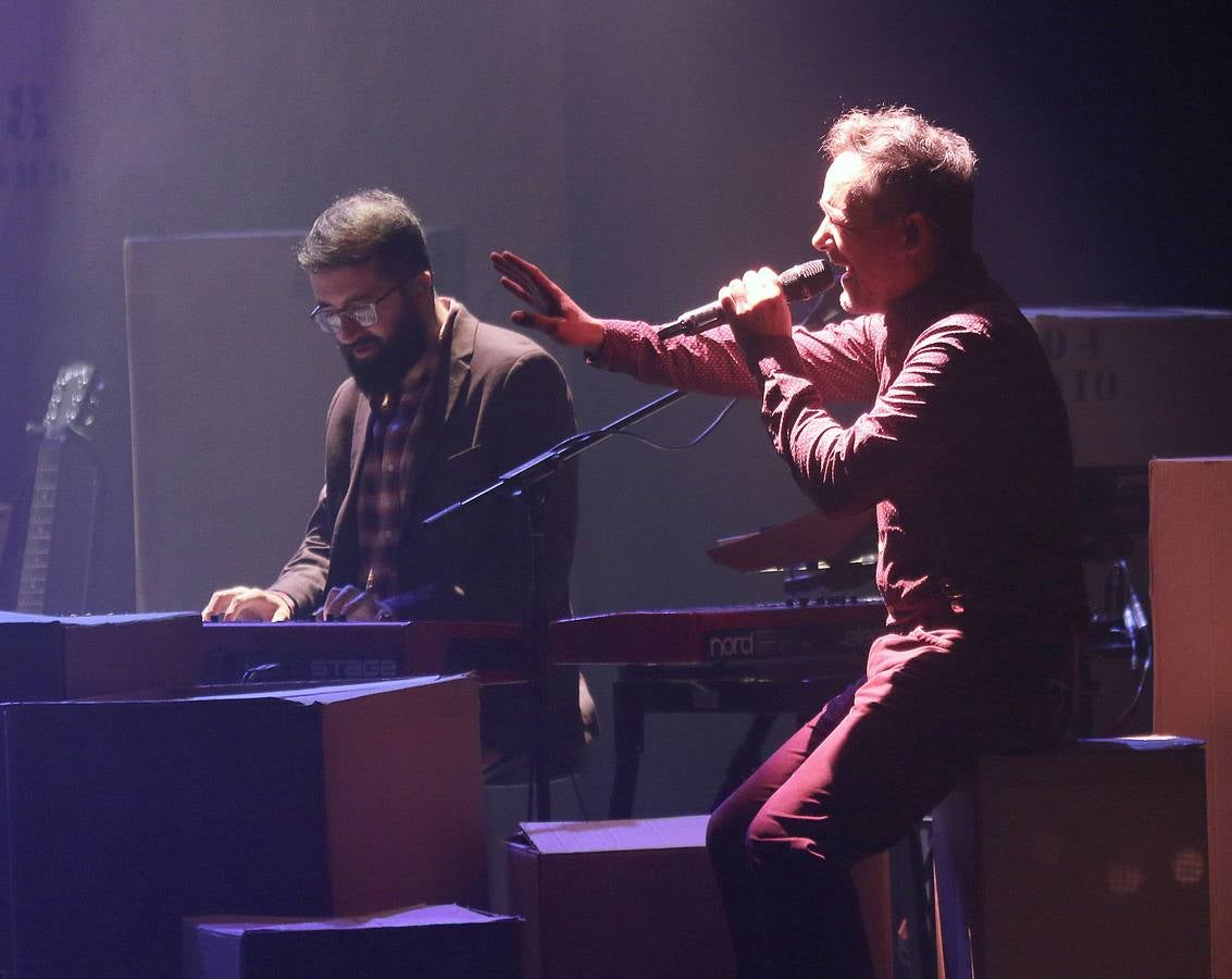 El conjunto musical apela a las emociones más íntimas en su concierto 