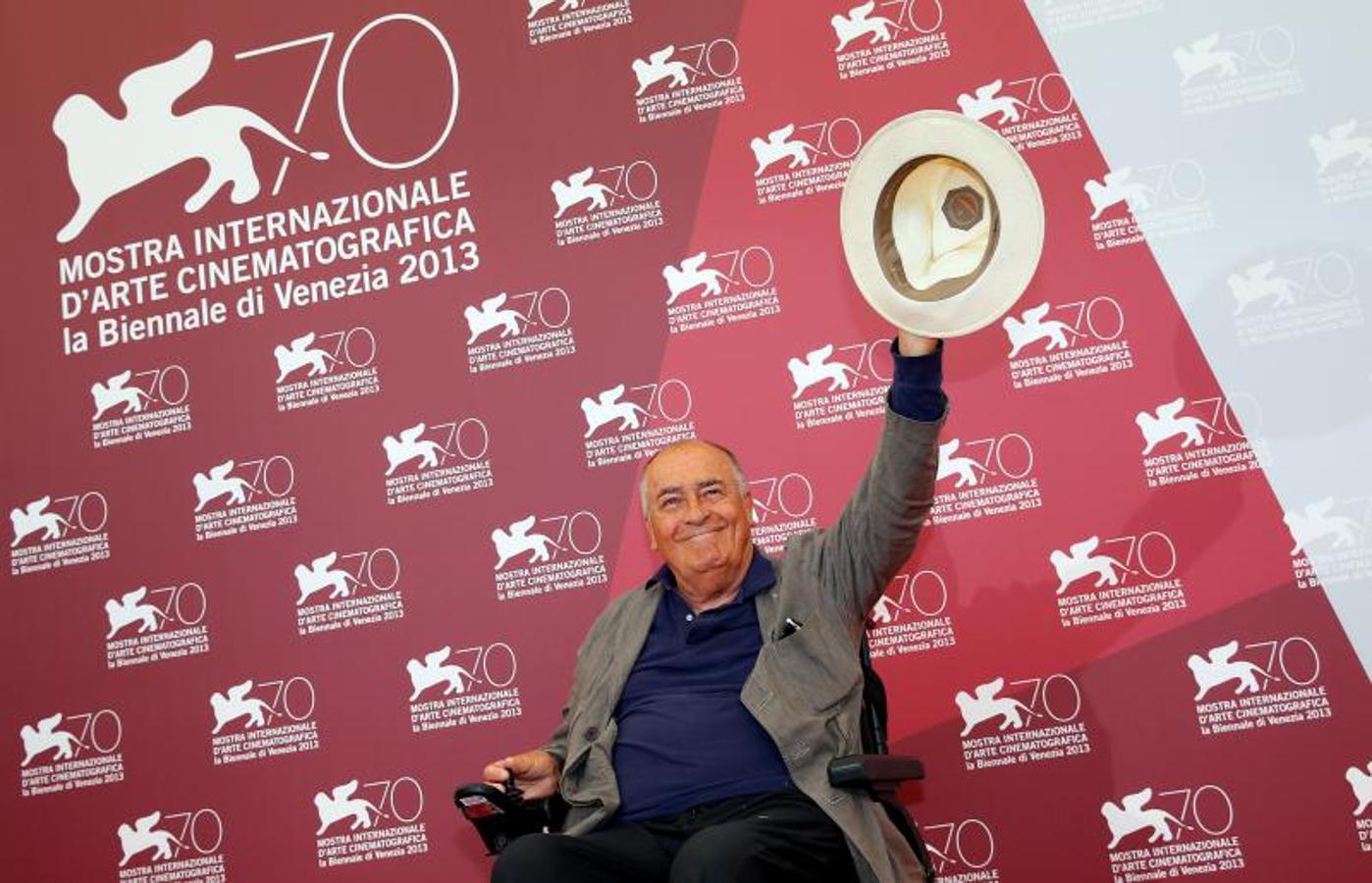 Bertolucci durante un pase gráfico en el 70 Festival de Cine de Venecia en 2013.