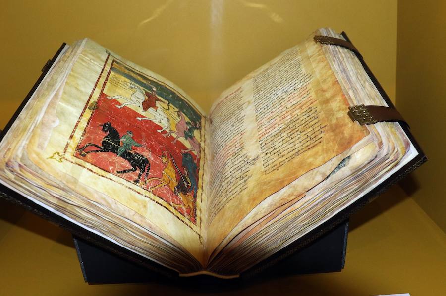 El Archivo Municipal recorre a través de 27 piezas los hitos históricos del conde con el propósito de hacer más conocida su biografía y el contexto político, social y religioso en el que se desenvolvió. 