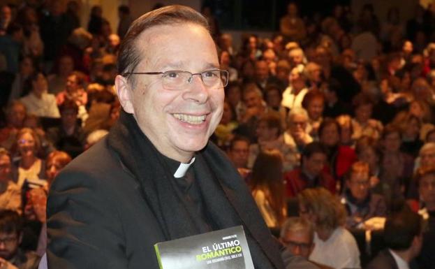 Mariano Fazio, vicario del Opus Dei, en el Aula de Cultura. 