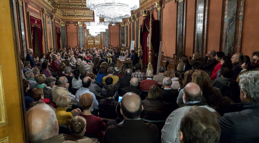 Fotos: Aula de Cultura con Peridis