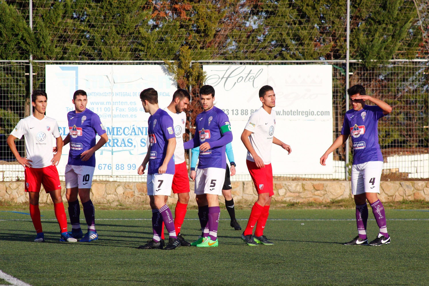 Encuentro correspondiente a la jornada 15 del Grupo VIII de Tercera División