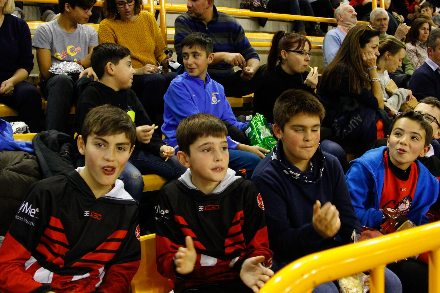 Fotos: Todas las fotos del CB Tormes - Cantabria Estela