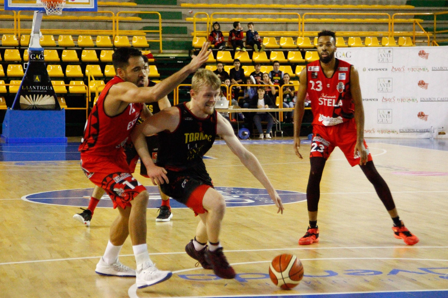 Fotos: Todas las fotos del CB Tormes - Cantabria Estela