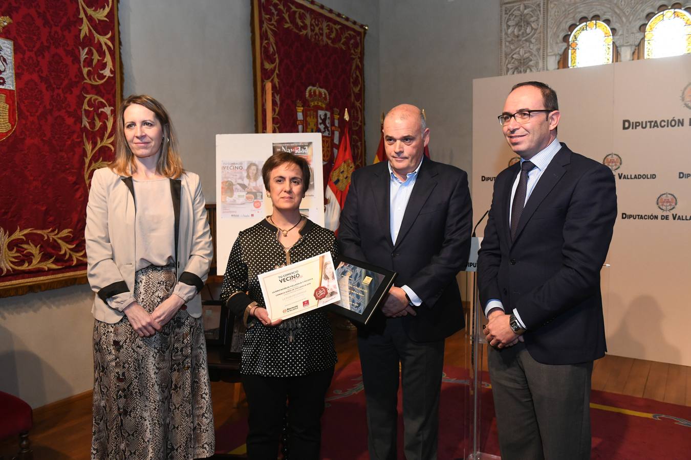 La Flor de Castilla de Medina de Rioseco, Confitería Frias de Olmedo, Supertienda Lucy de Peñafiel y Droguería Milán de Tordesillas reciben los premios de la campaña 'Compra en tu pueblo: tu comercio vecino muy nuestro'